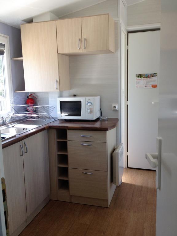 Mobil Home De Patricia Et Franck Narbonne-Plage Exteriör bild